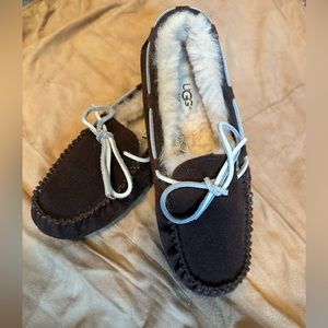 Ugg - Dakota Slippers